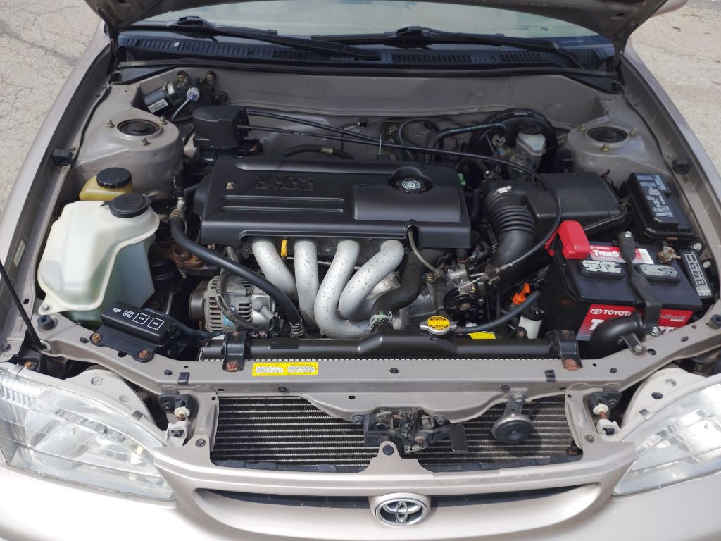 2000 Toyota Corolla Image 15