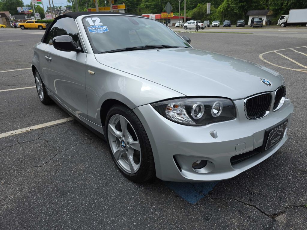 2012 BMW 1 Series Image 3