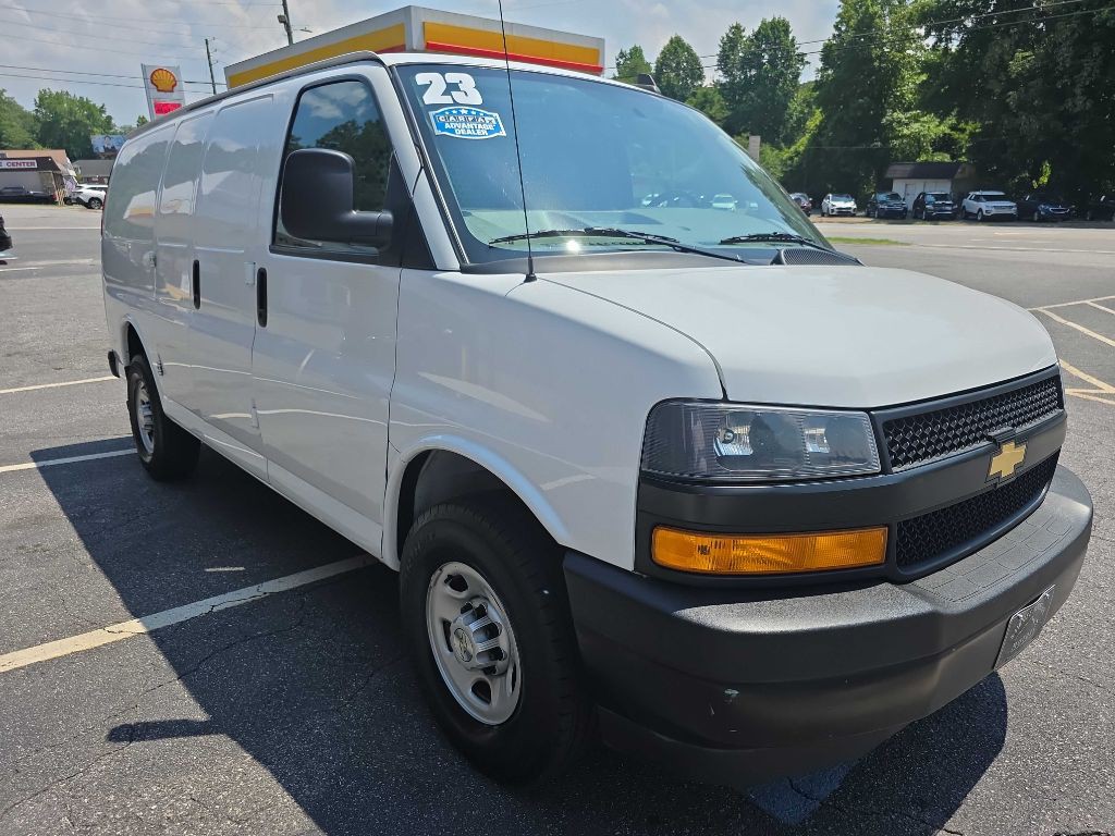 2023 Chevrolet Express Image 7