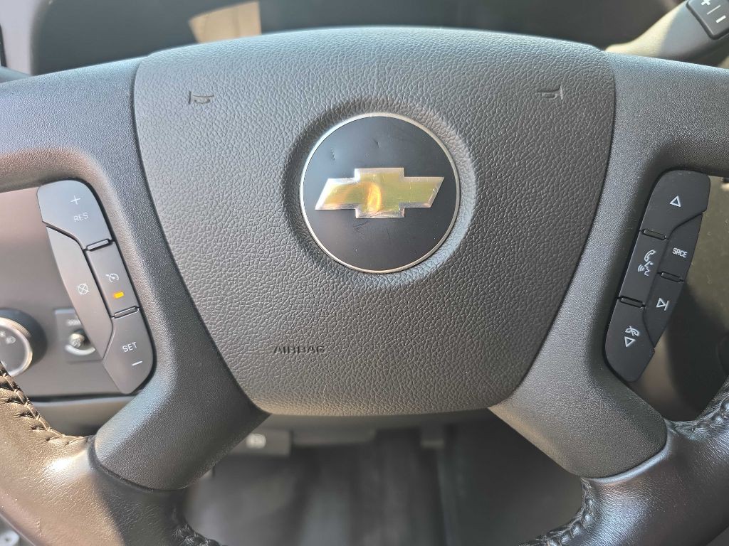 2023 Chevrolet Express Image 14