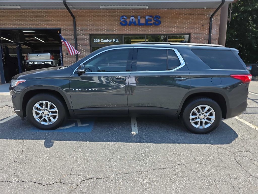 2019 Chevrolet Traverse Image 2