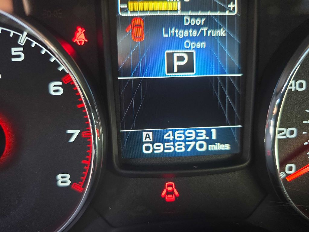 2013 Subaru Outback Image 13