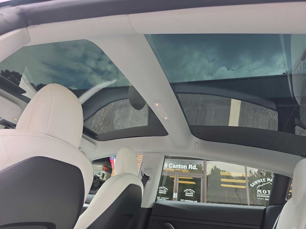 2022 Tesla Model 3 Image 16
