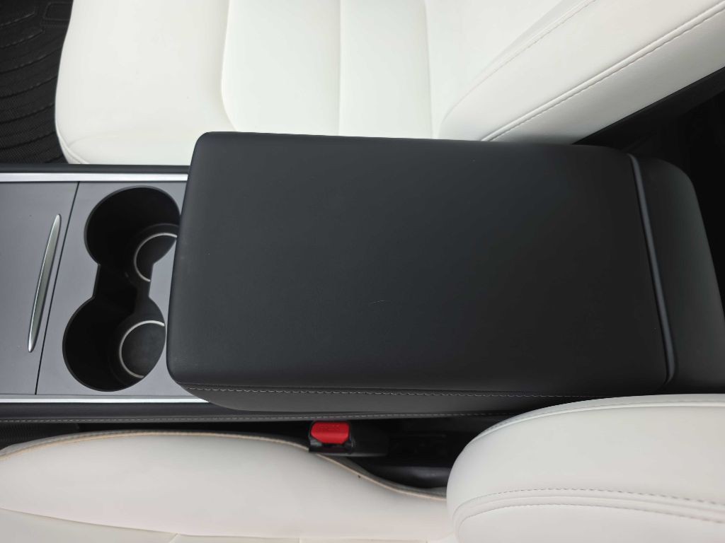 2022 Tesla Model 3 Image 12