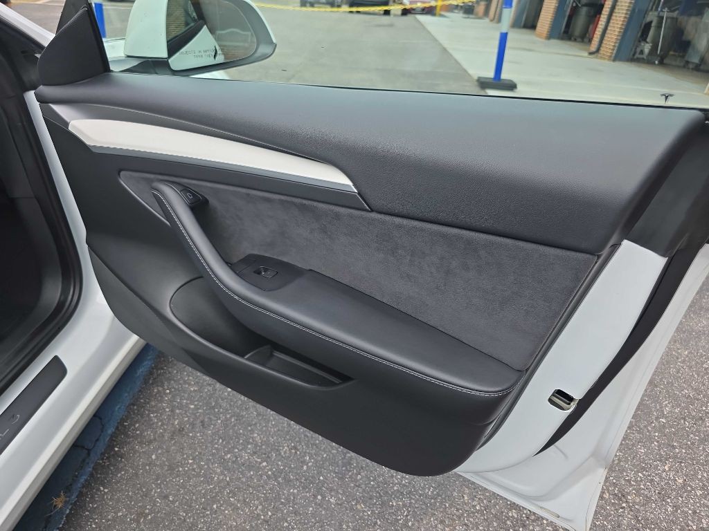 2022 Tesla Model 3 Image 24