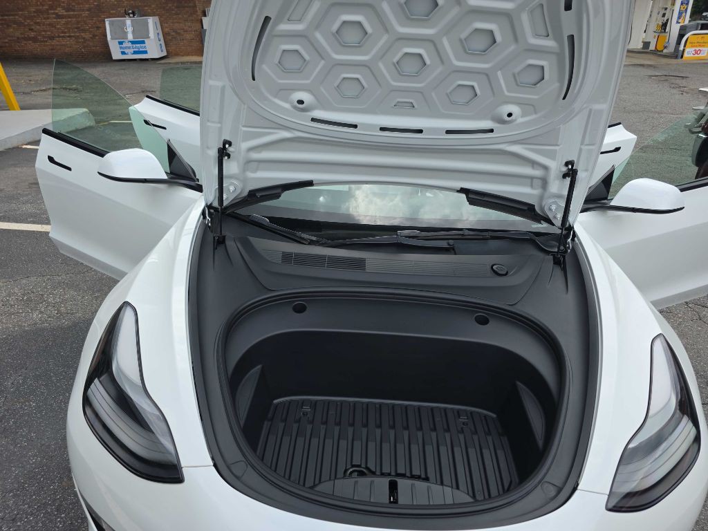 2022 Tesla Model 3 Image 25