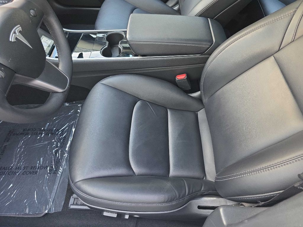 2020 Tesla Model 3 Image 9