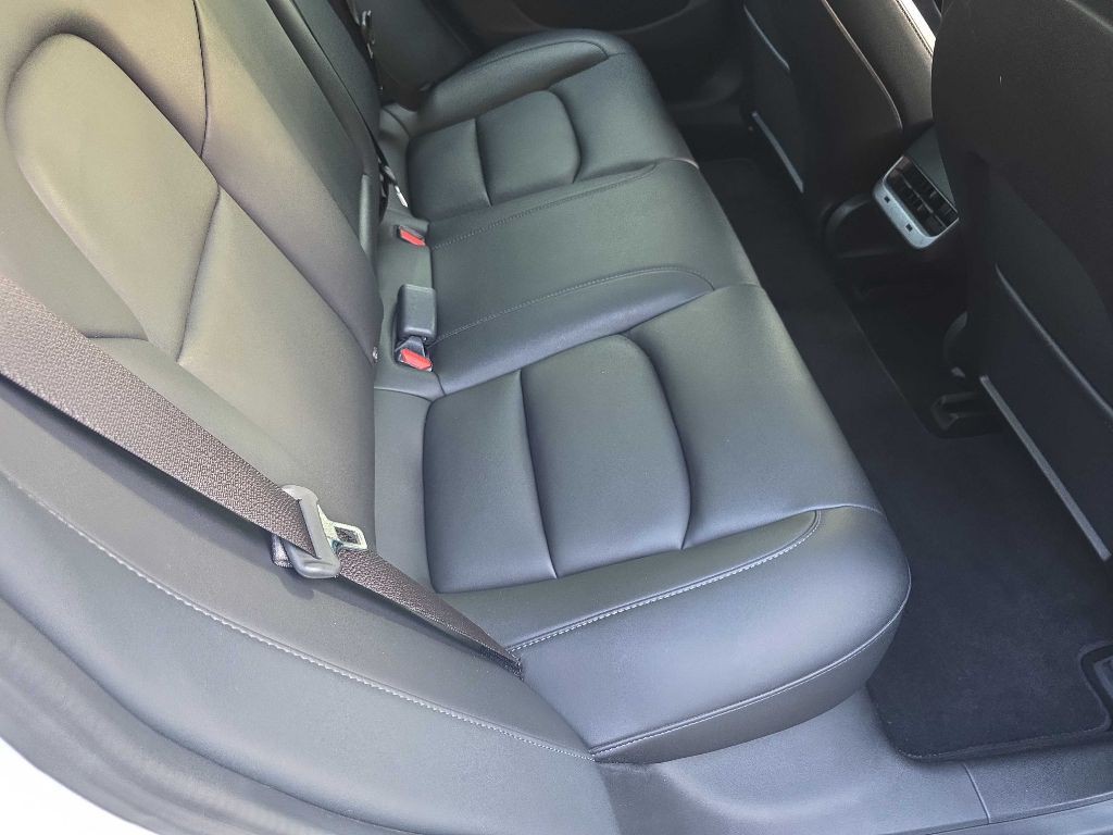 2020 Tesla Model 3 Image 15