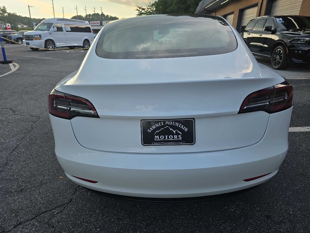 2020 Tesla Model 3 Image 4