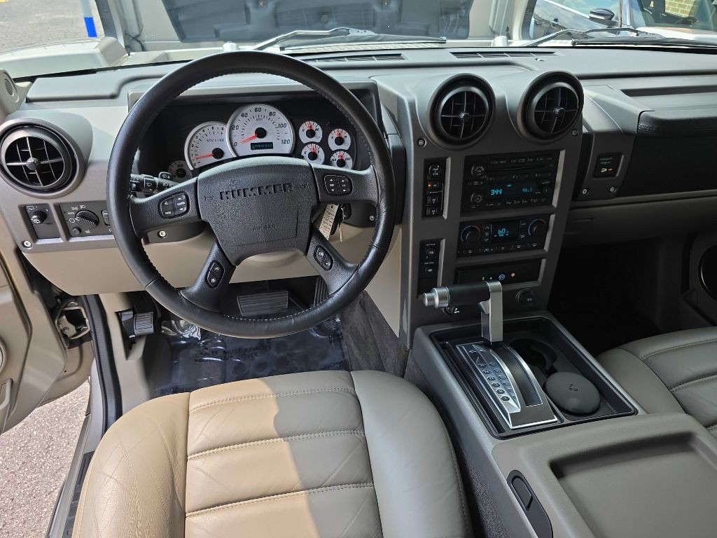 2003 HUMMER H2 Image 9