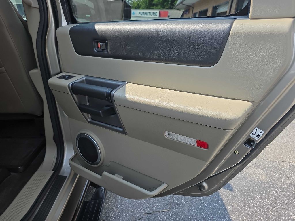 2003 HUMMER H2 Image 37