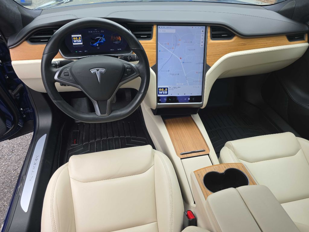 2021 Tesla Model S Image 17