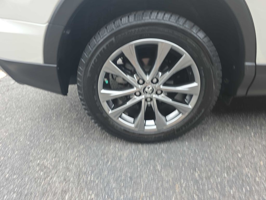 2018 Toyota Rav4 Image 27