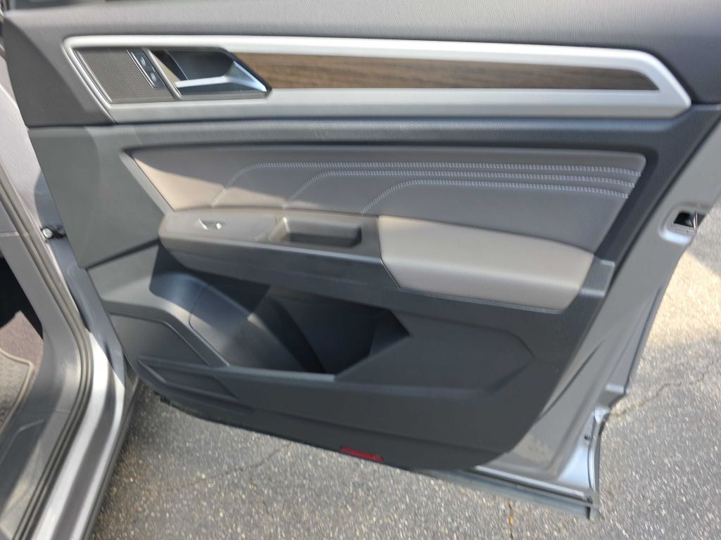 2022 Volkswagen Atlas Image 19