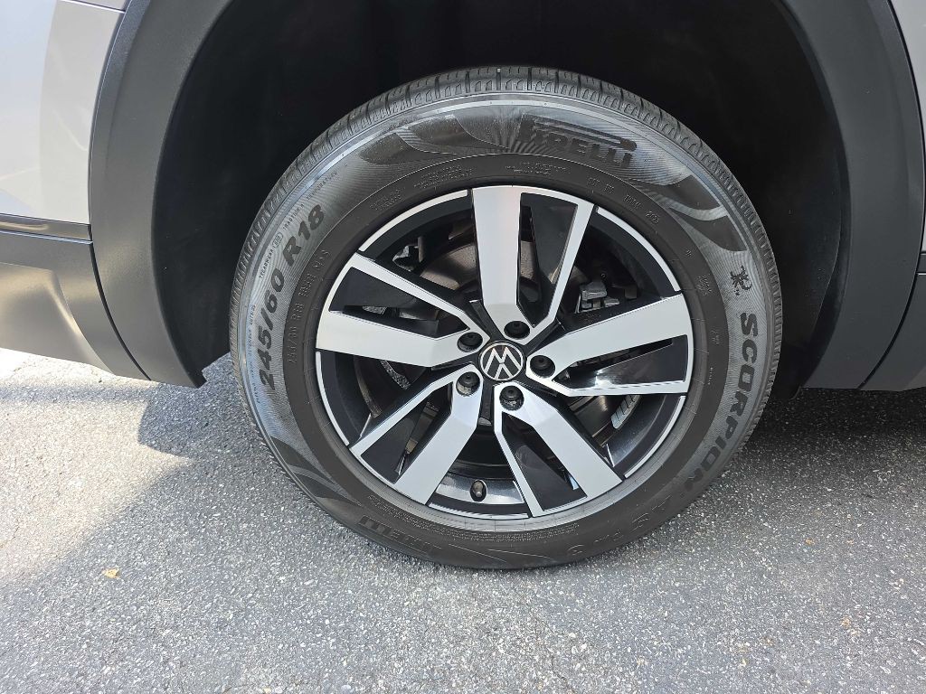 2022 Volkswagen Atlas Image 24