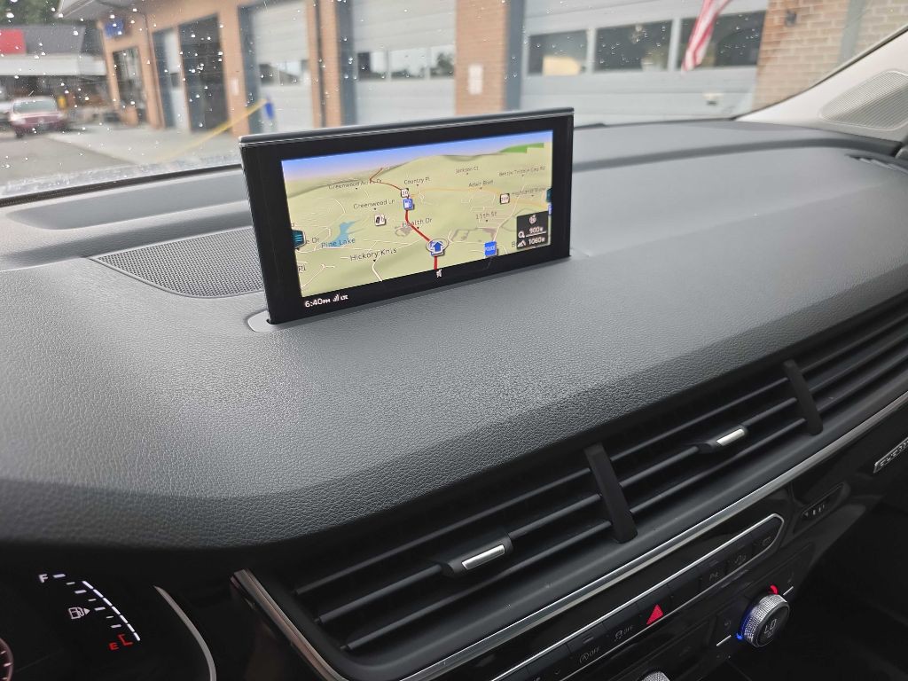 2018 Audi Q7 Image 16