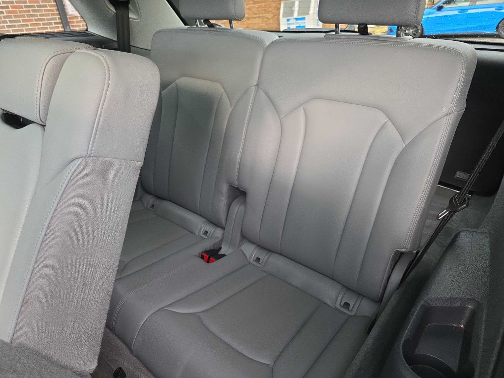 2018 Audi Q7 Image 21