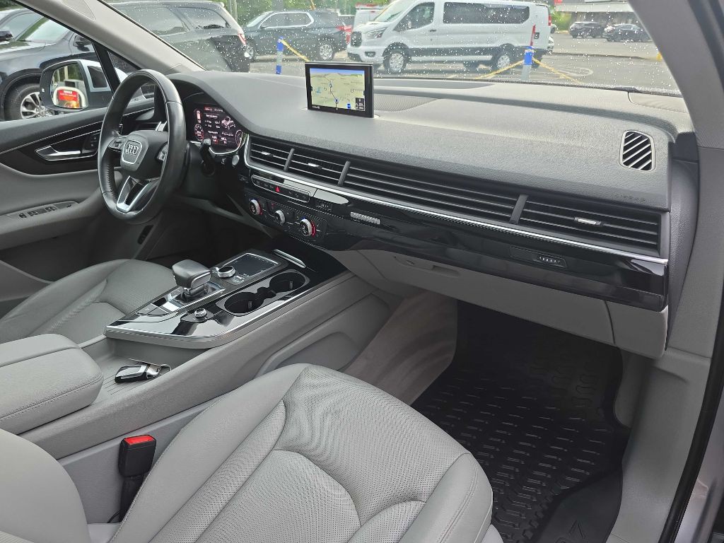 2018 Audi Q7 Image 25