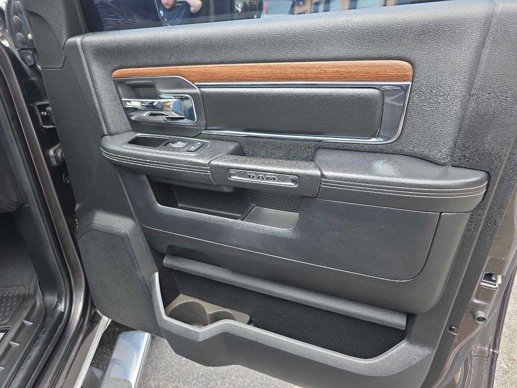 2014 RAM 3500 Image 22