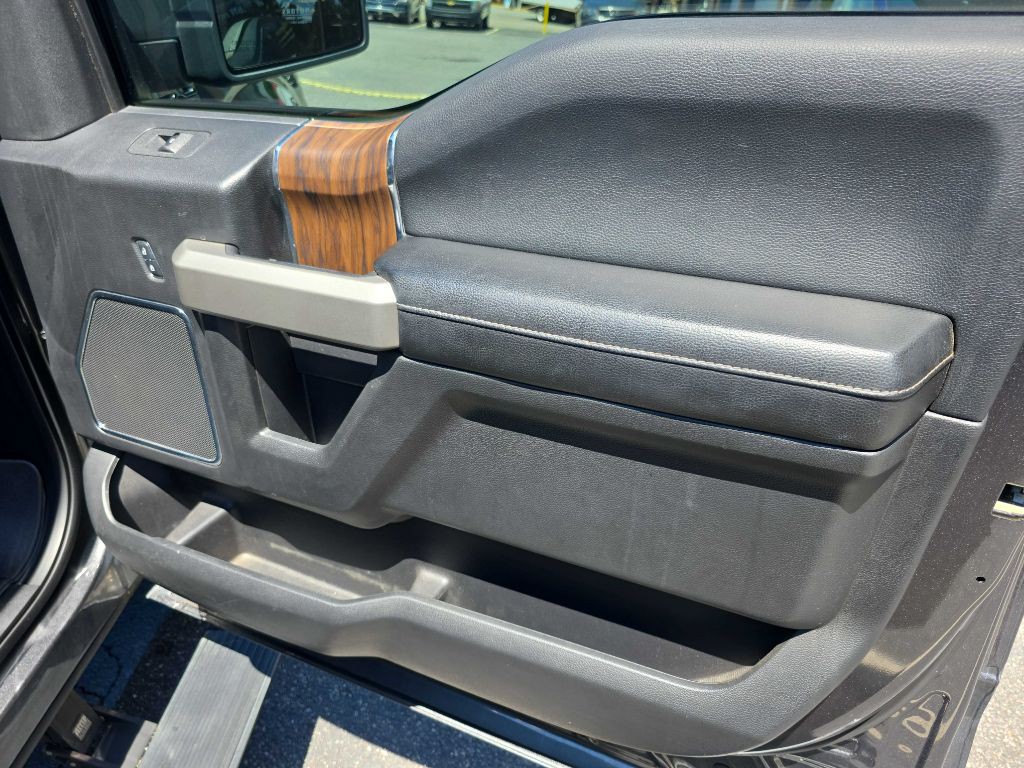 2018 Ford F-150 Image 28