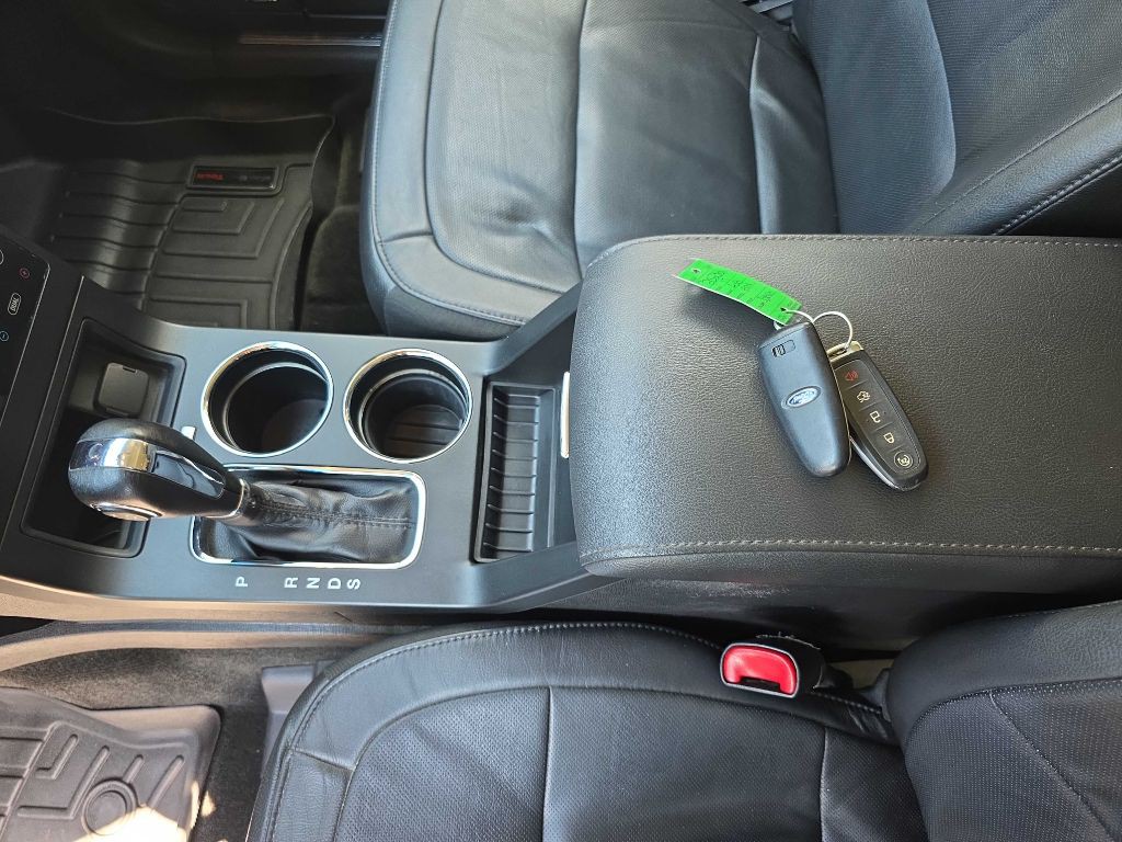 2017 Ford Flex Image 12