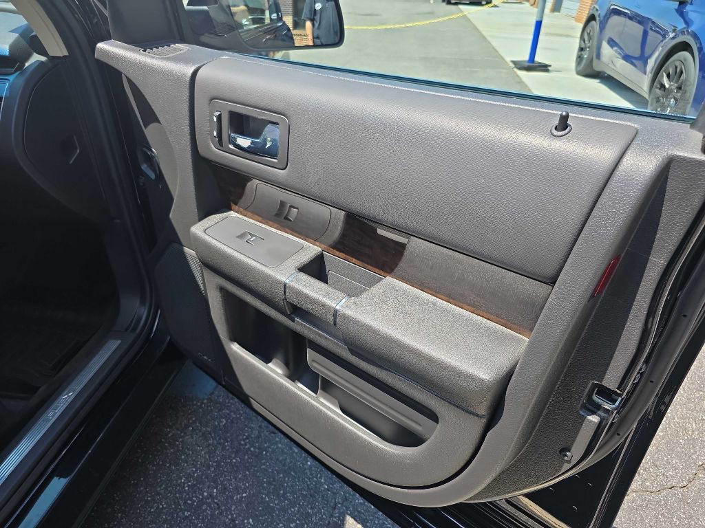 2017 Ford Flex Image 24