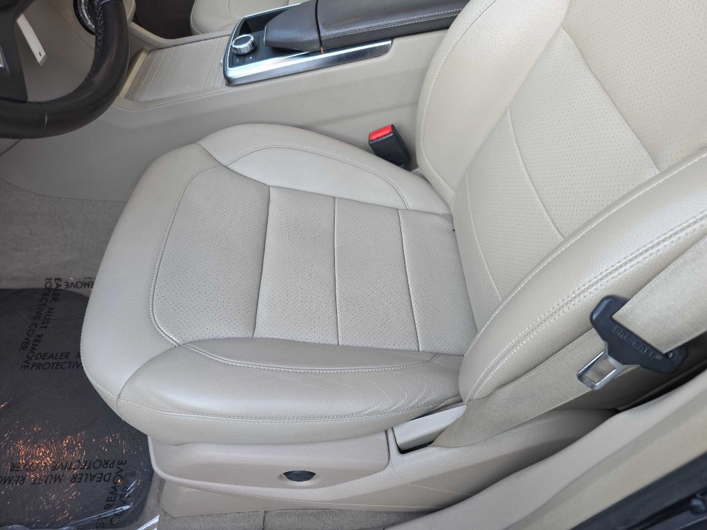 2013 Mercedes-Benz M-Class Image 10