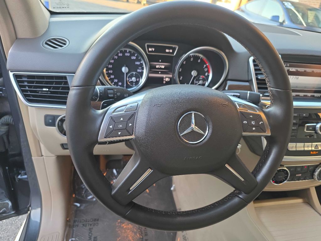 2013 Mercedes-Benz M-Class Image 12