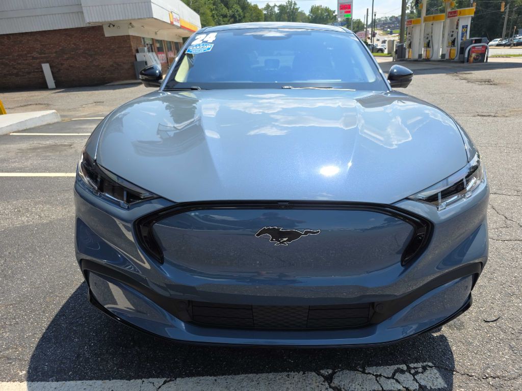 2024 Ford Mustang Image 8