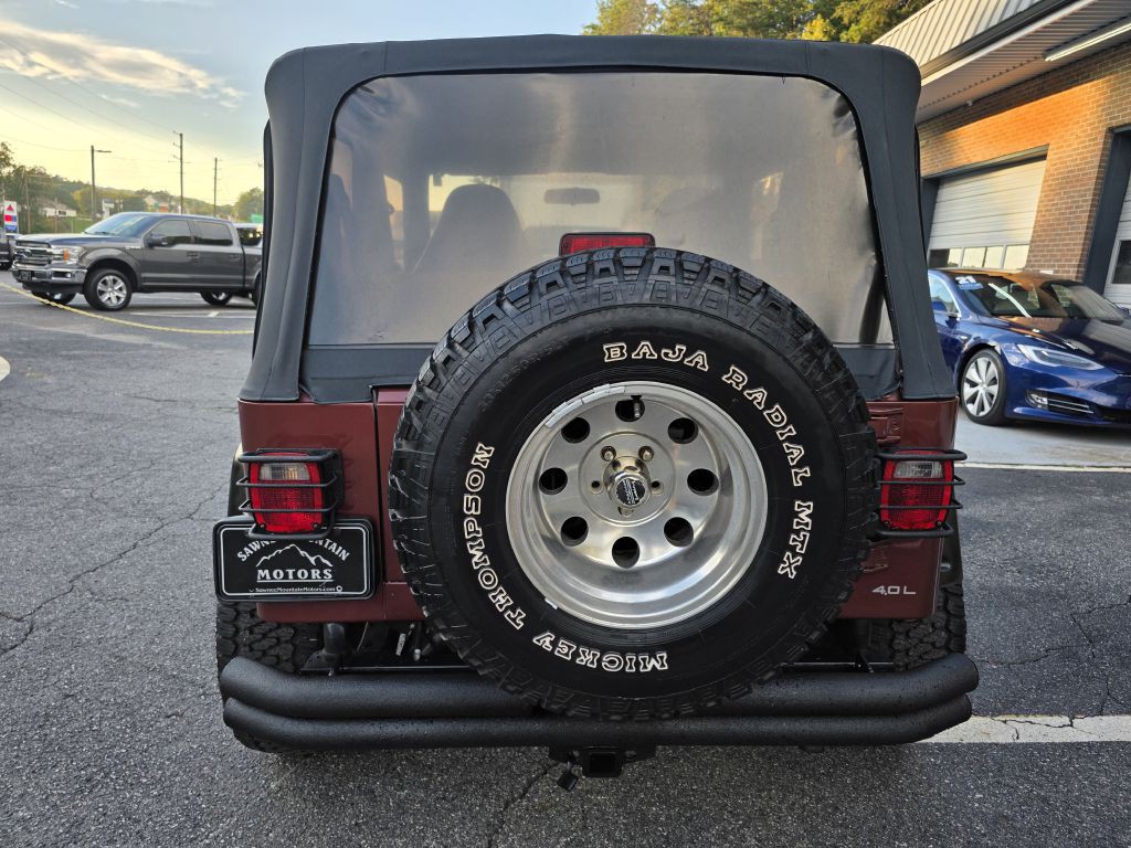 2002 Jeep Wrangler Image 4