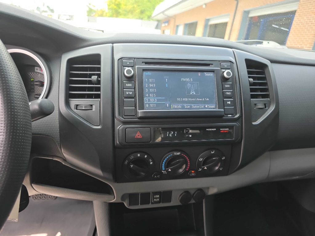 2014 Toyota Tacoma Image 13