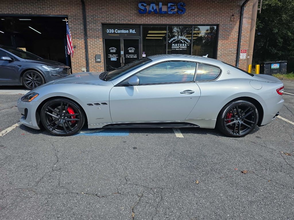 2016 Maserati GranTurismo Image 5