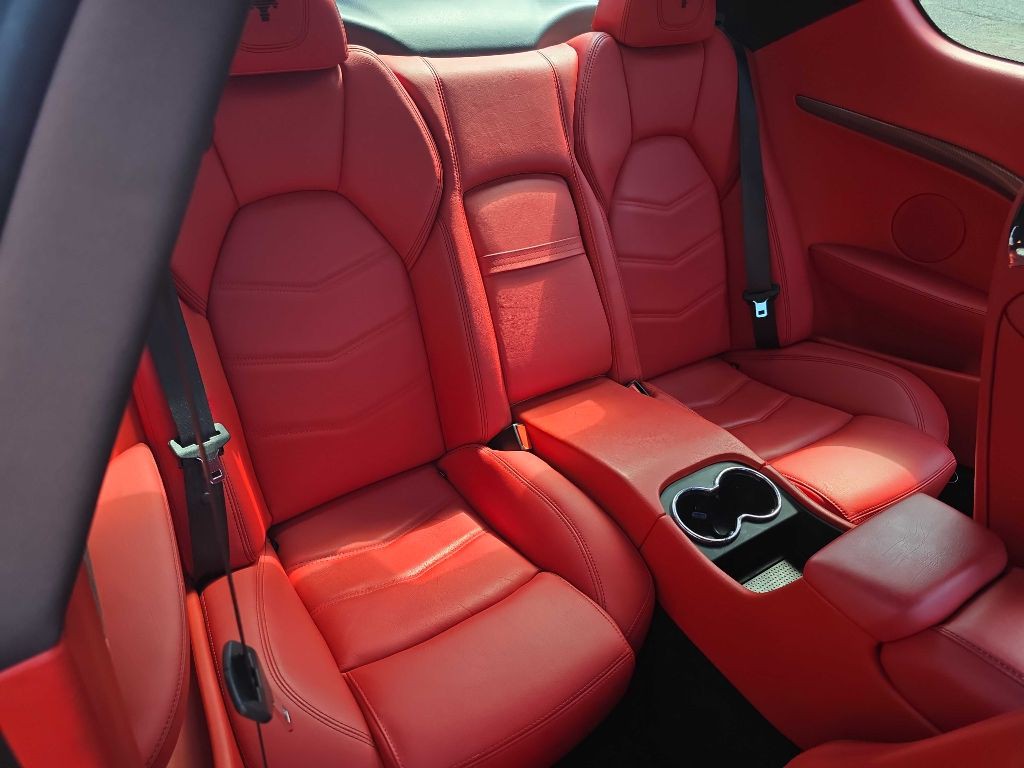 2016 Maserati GranTurismo Image 23