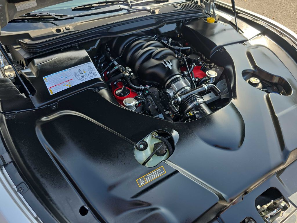 2016 Maserati GranTurismo Image 24
