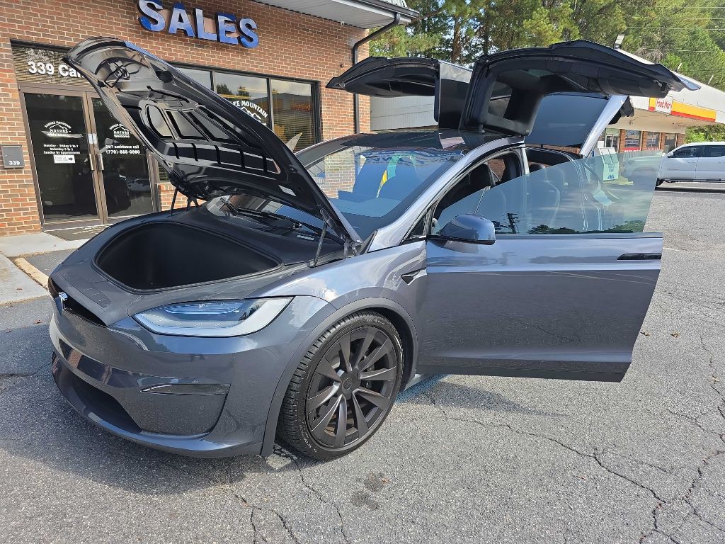 2022 Tesla Model X Image 10