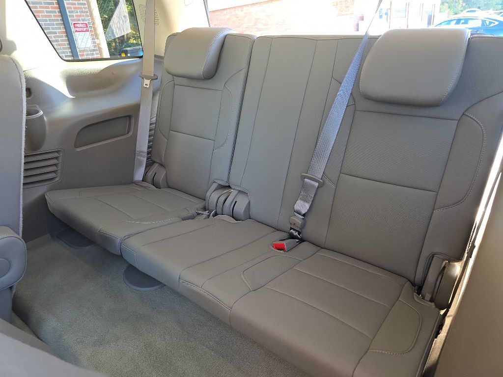 2016 Chevrolet Tahoe Image 20