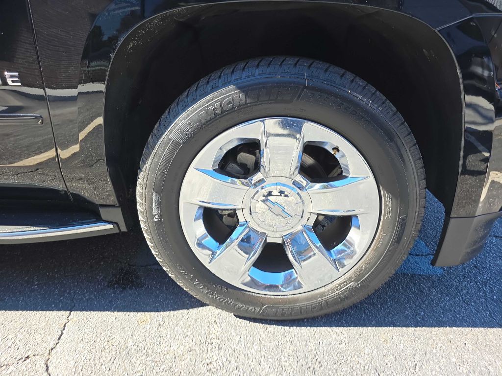 2016 Chevrolet Tahoe Image 30