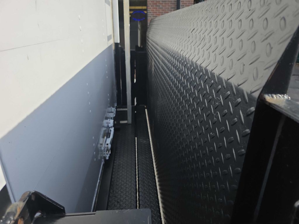 2018 Ford Econoline Image 6