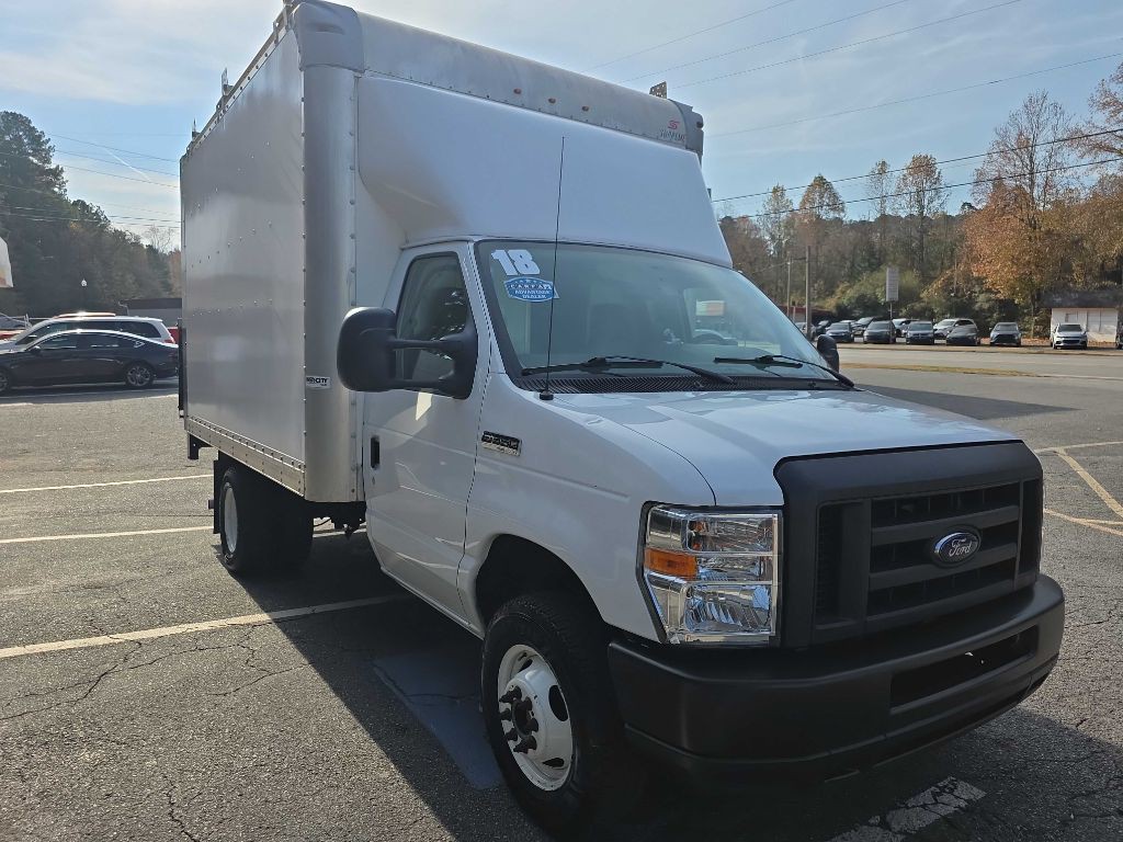 2018 Ford Econoline Image 9