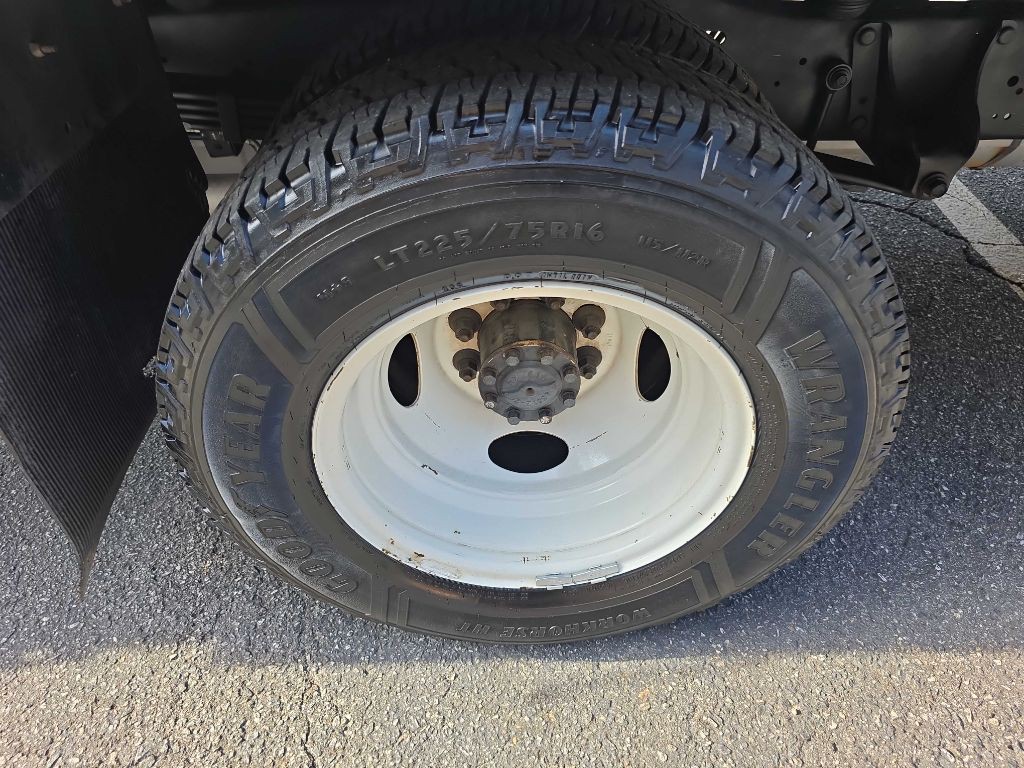 2018 Ford Econoline Image 25