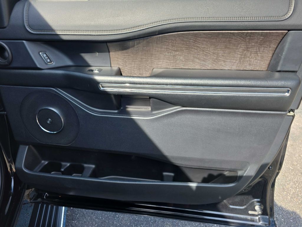 2019 Ford Expedition Image 28