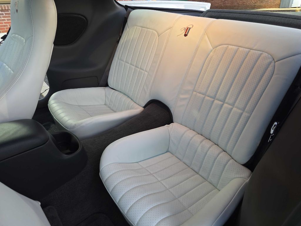 1997 Chevrolet Camaro Image 16