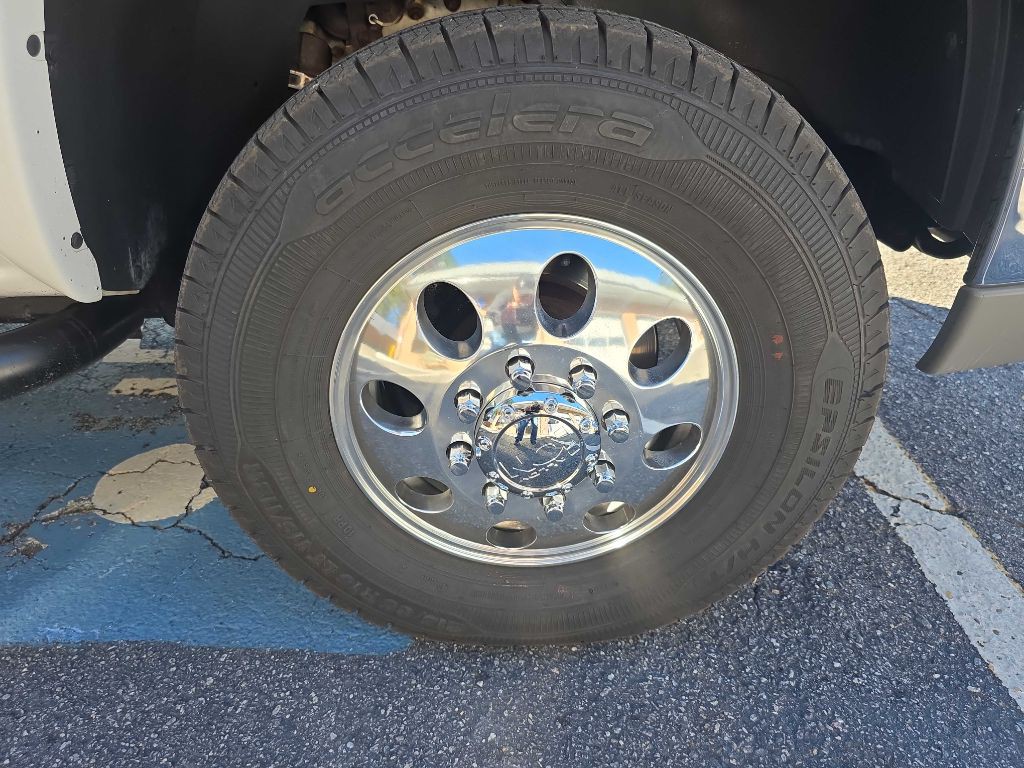 2004 Chevrolet Silverado 1500 Image 34