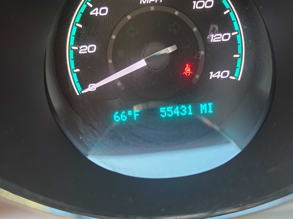 2011 Chevrolet Malibu Image 12