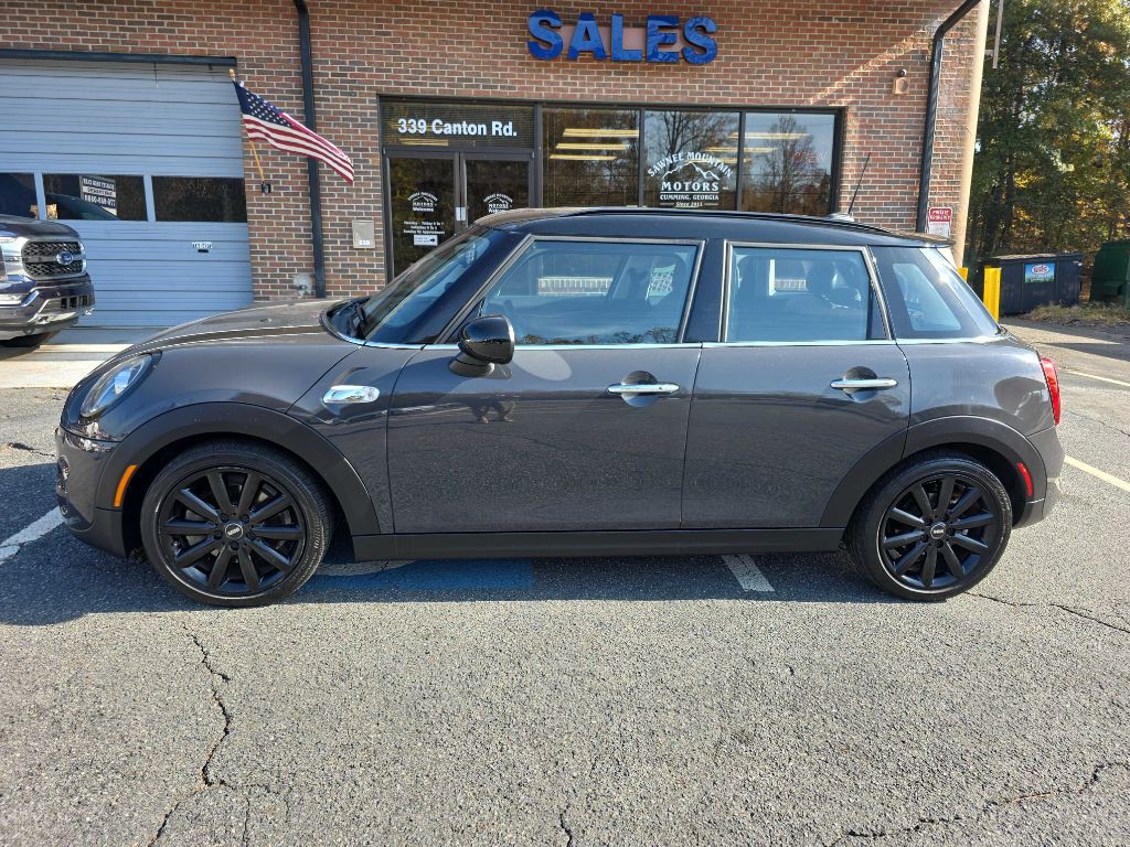 2019 MINI Cooper Image 2