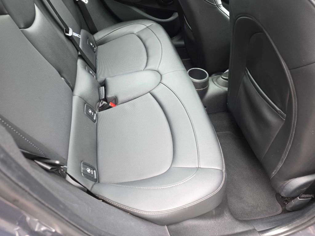2019 MINI Cooper Image 20