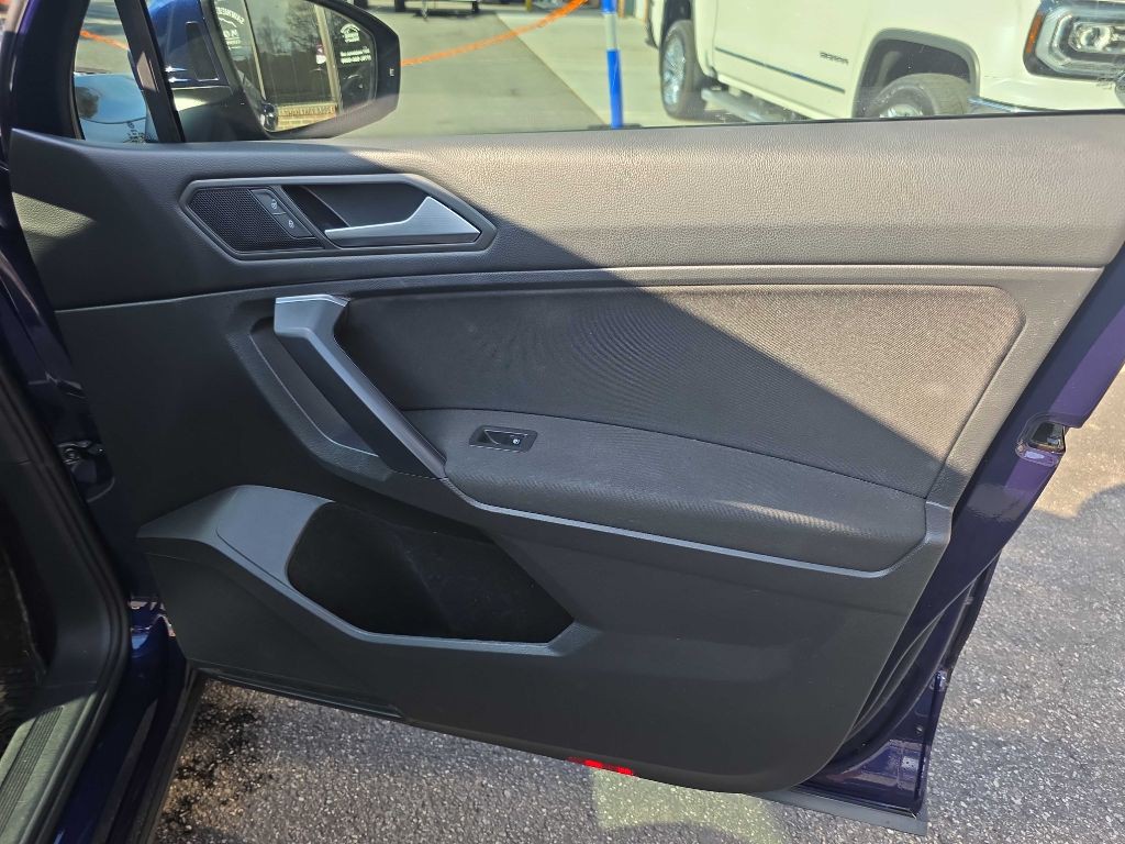 2021 Volkswagen Tiguan Image 23