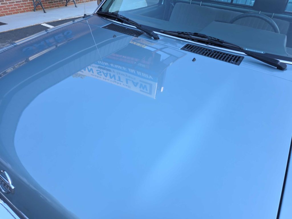 1993 Nissan Truck Image 9