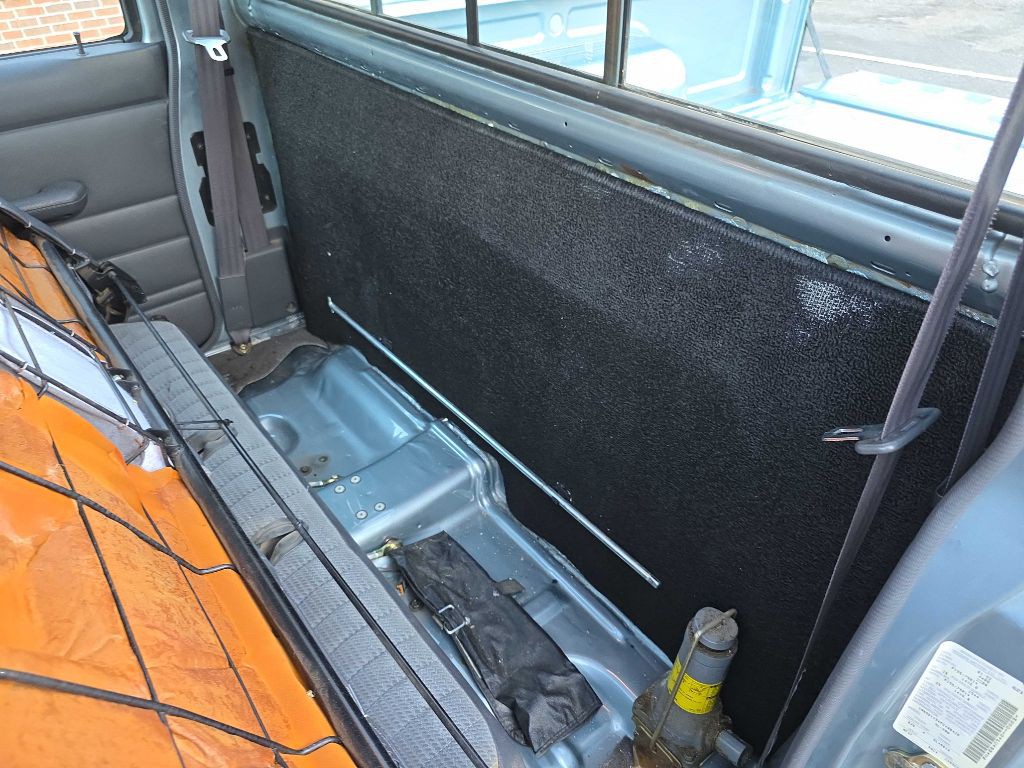 1993 Nissan Truck Image 19