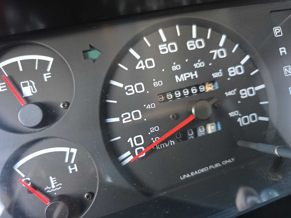 1993 Nissan Truck Image 22